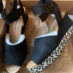 Lucky brand wedges size 7.5
